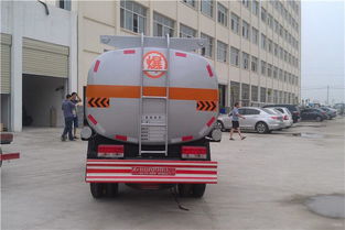 東風(fēng)福瑞卡油罐車(chē) 長(zhǎng)治市10-15方運(yùn)油車(chē)產(chǎn)品展示與銷(xiāo)售信息